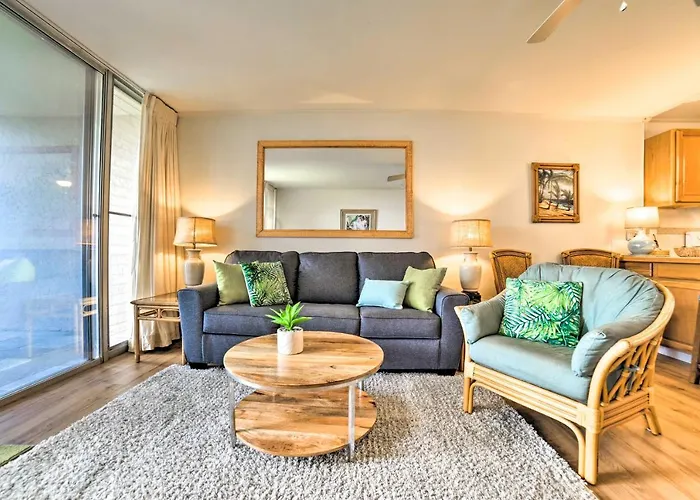 Gorgeous Oceanfront Condo With Spectacular Views!